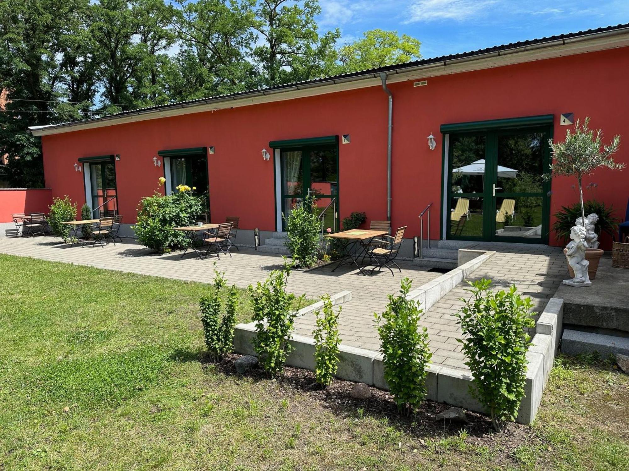 Bed & Breakfast Am Waldguertel Forst  Exteriér fotografie